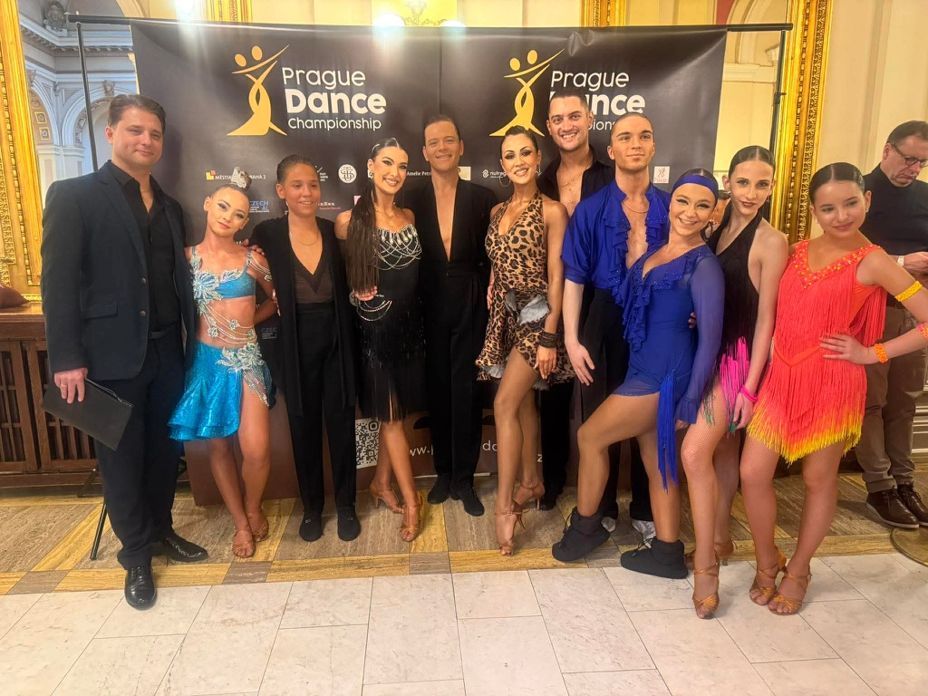 Dance Express csapatkép nemzetközi versenyen